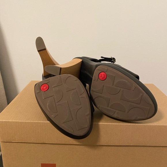 Gorgeous Camper sandals. Never worn, too big. Size 39 - Picture 3 of 3